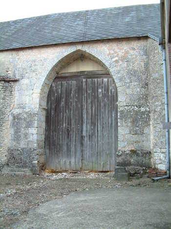 Portail de Sours